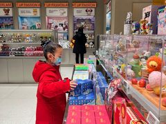 -泡泡玛特POPMART(蓝色港湾店)