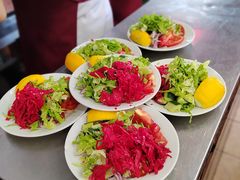季节沙拉-Tarihi Sultanahmet Köftecisi Selim Usta