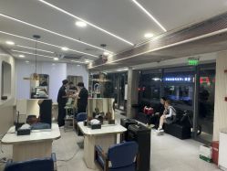 -PE SALON