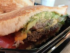 圣塔芭芭拉经典牛肉特堡-The Habit Burger Grill 哈比特汉堡(复兴soho店)