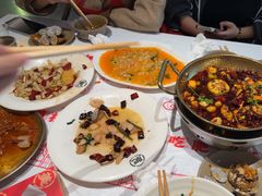 -肥肥虾庄·金牌油焖大虾(汉口城市广场店)