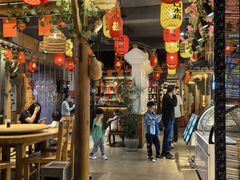 -头上红煨盐鸡·非遗院子餐厅