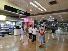 -上海科技馆(地铁站)