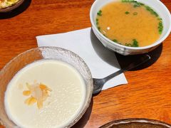 杏仁豆腐-山杏yama-katsu·吉列炸物