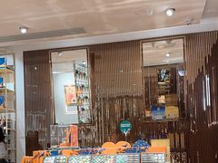 -VENCHI 闻绮(上海佛罗伦萨小镇店)