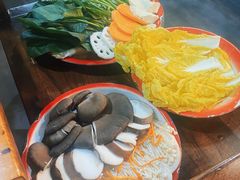 蔬菜拼盘-东镇老火锅(长春路首店)