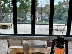 -J Create城市露营咖啡·简餐·宠物(上海动物园店)