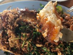 -Ruam Saep Yok Khok Som Tam