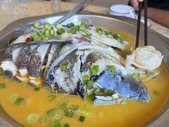 -赋石水库船头鱼红房子饭店