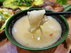 燒雞花膠湯銀針粉-班兰叶印尼美食
