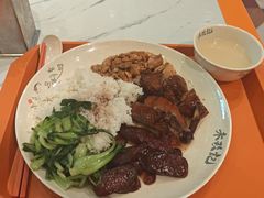 -大食代美食广场(上海中心店)