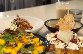 Grilled Sausage and Mango Salad