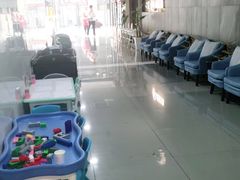 -海底捞火锅(玉桥商业广场店)