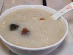 皮蛋瘦肉粥-嘉和一品粥(津华昌道店)