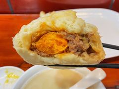 咸蛋黄超人包-老陶包子铺(南大西南村店)