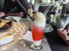 -穹六人间 people 6(岳阳路店)