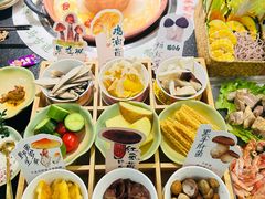 -菌自由丨野生菌火锅特色庭院餐厅(丽江古城店)