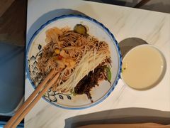 -镇南锅盖面馆(解放路店)