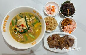 Xiangxiang Egg and Fresh Meat Silver Noodles