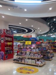 -卡通派潮品玩具折扣仓(青岛新城吾悦广场店)