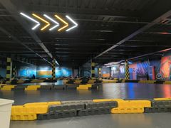 -极限PLAY运动娱乐新世界·团建派对潮玩休闲馆·室内蹦极高空游乐园