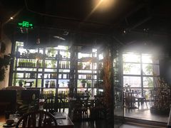 -胡桃里乐队酒馆(鎏嘉码头店)