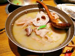 野藕炖龙骨-吃饭皇帝大土家民族菜(正大广场店)