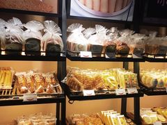 -皇冠幸福里动物奶油生日蛋糕(光谷软件园店)