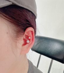 -龙之吻专业刺青·手工耳洞·纹身去色