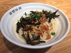-弄堂咪道-饭香·面香·馄饨香(钦州北路田尚坊店)