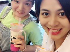 -CoCo都可(湖滨银泰店B区店)