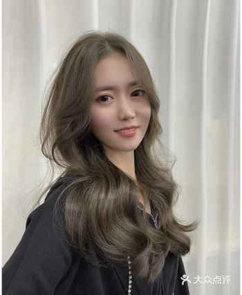 2020年秋冬超人气“”原创作品 这款发型可甜 可盐 可性感