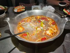 -湊湊火锅·茶憩(杭州湖滨银泰in77店)