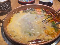 -洱火云南酸菜牛肉火锅(石景山当代商城店)