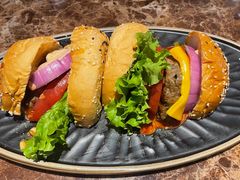 -Let'sBURGERplus·非常创意汉堡(三里屯店)