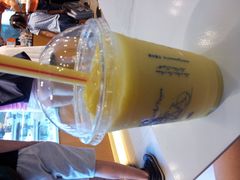 芒果冰沙-巴黎贝甜(大宁国际商业广场店)
