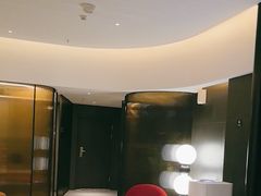 -朵兰达V酒店(长沙砂子塘地铁站店)