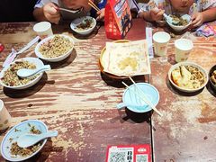 -怪噜范·老贵阳街头名小吃(鸿通城店)