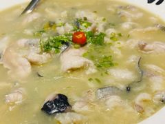 -严记小天府酸菜鱼(西四路店)