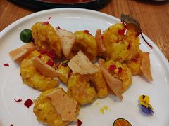 -山楂树融合菜餐厅
