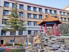 -山东省青岛第六十二中学