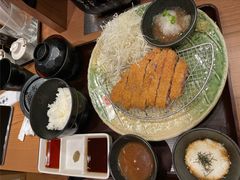 -牛カツ京都勝牛(河原町蛸薬師店)
