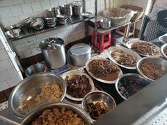 -炳记牛味粉店(四坊路店)