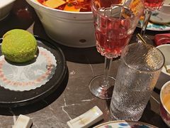 -海派悦庭·海胆烧麦·新融合菜(凯德广场店)