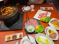 -山之屋炭火烧肉·生啤畅饮(大朗万科中央公园店)