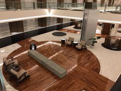 -上海滴水湖皇冠假日酒店