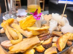 -一朵菌·野生菌探索家火锅(南亚店)