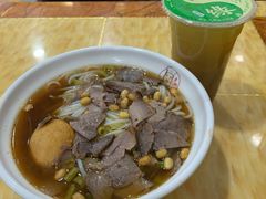 -覃肥叔桂林米粉(粮道街店)