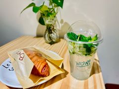 -WOW coffee