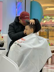 -星咔萌·StarCamo儿童剪发(东坝万达广场店)